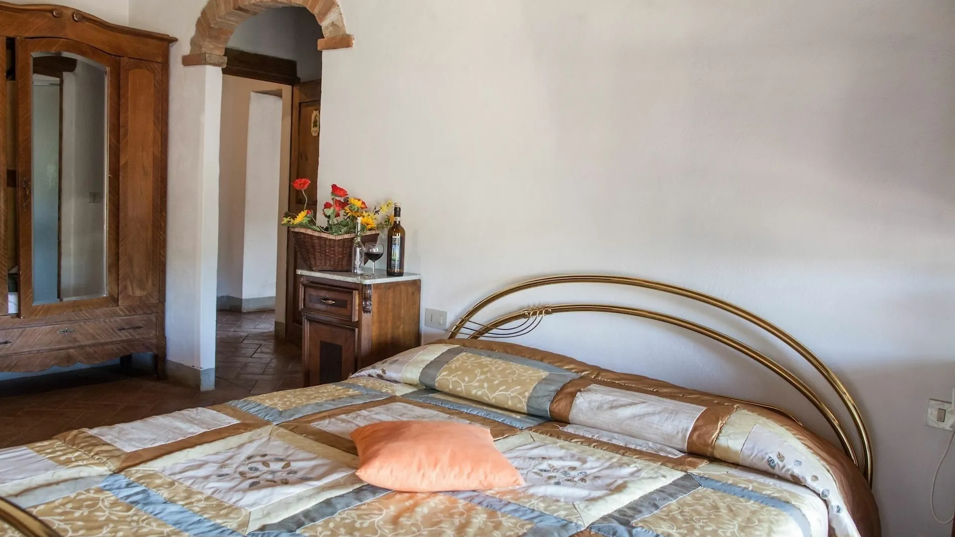 Vagliagli Borgo Carpineto Bed & Breakfast